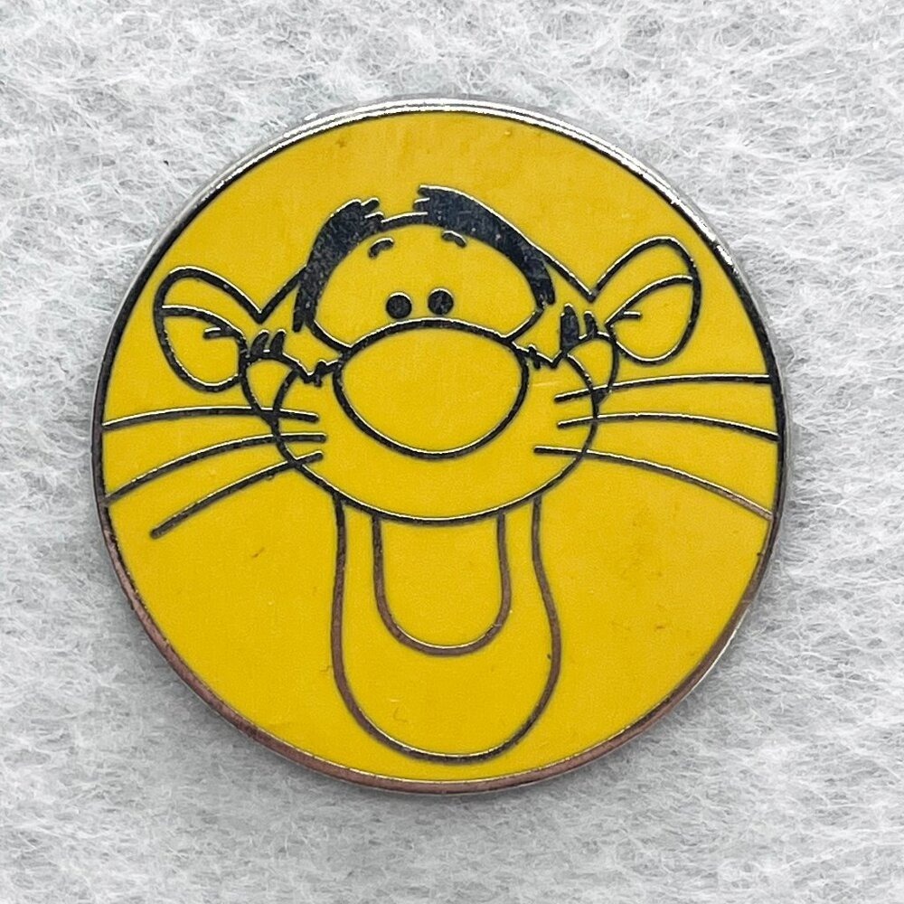 🔮 5/$25 Disney Winnie The Pooh Tigger‎ Pin